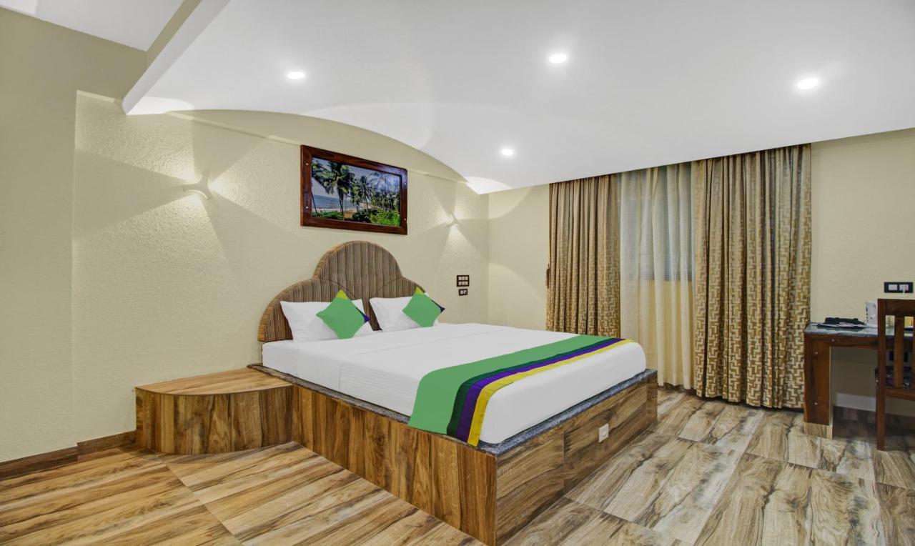 Treebo Majestic Palms, 2 Km From Colva Beach Benaulim Esterno foto