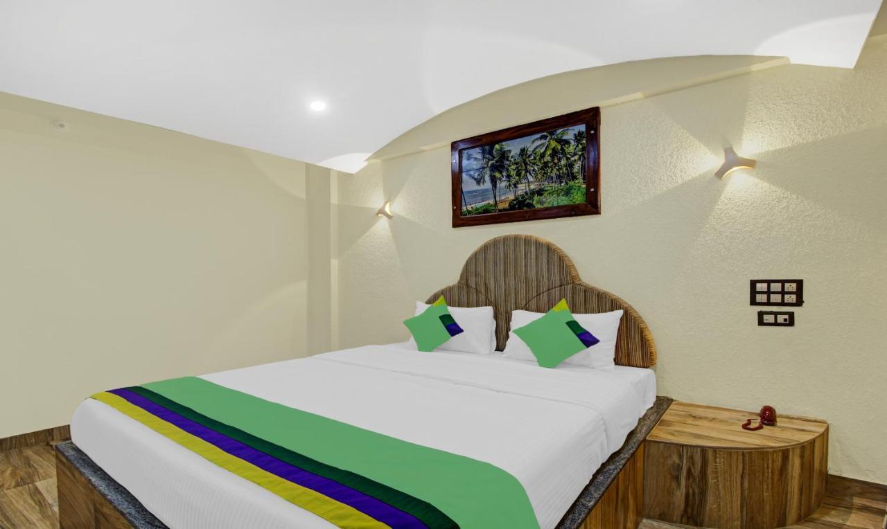 Treebo Majestic Palms, 2 Km From Colva Beach Benaulim Esterno foto