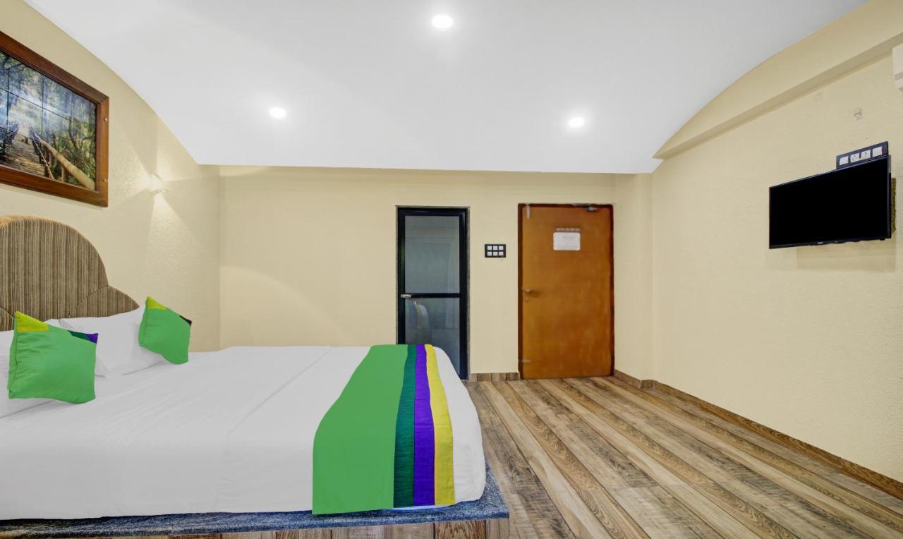 Treebo Majestic Palms, 2 Km From Colva Beach Benaulim Esterno foto