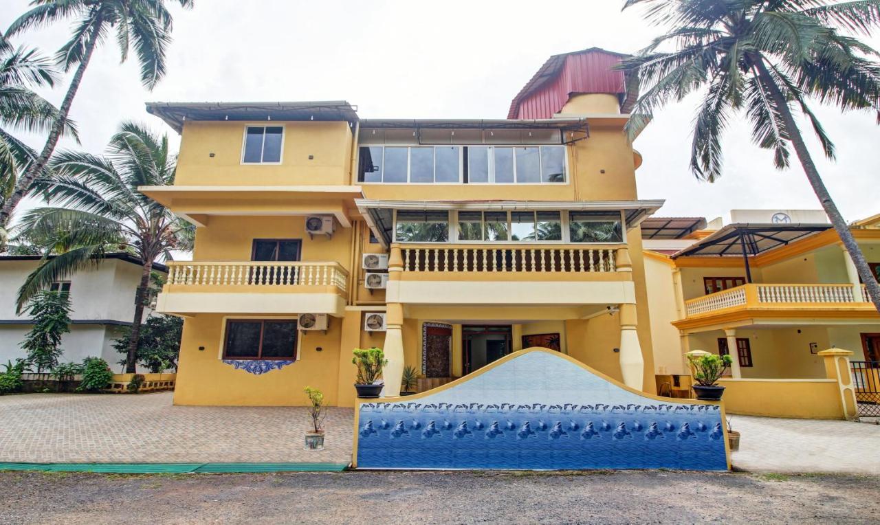 Treebo Majestic Palms, 2 Km From Colva Beach Benaulim Esterno foto