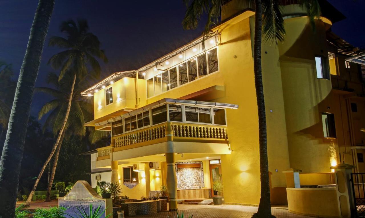 Treebo Majestic Palms, 2 Km From Colva Beach Benaulim Esterno foto