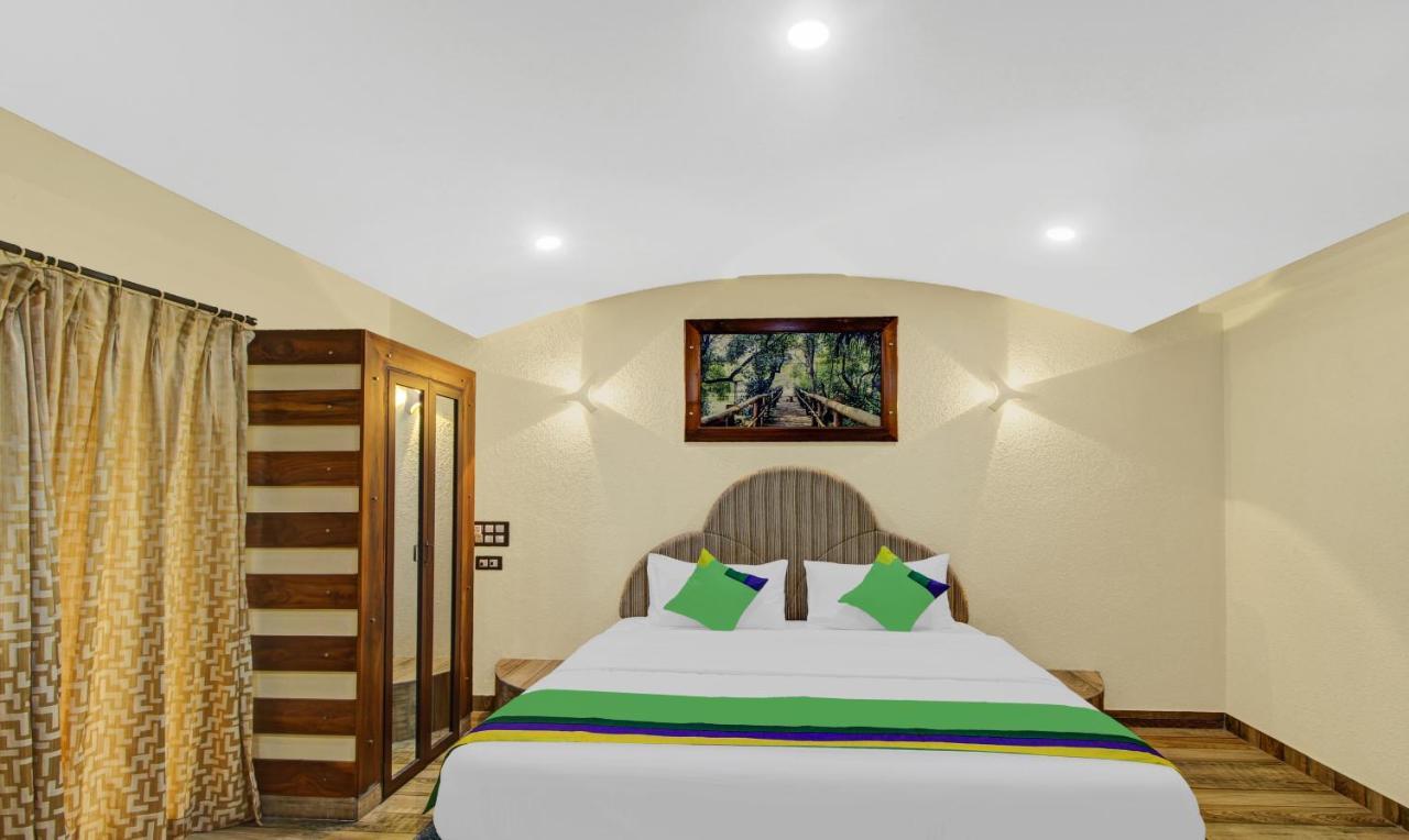 Treebo Majestic Palms, 2 Km From Colva Beach Benaulim Esterno foto