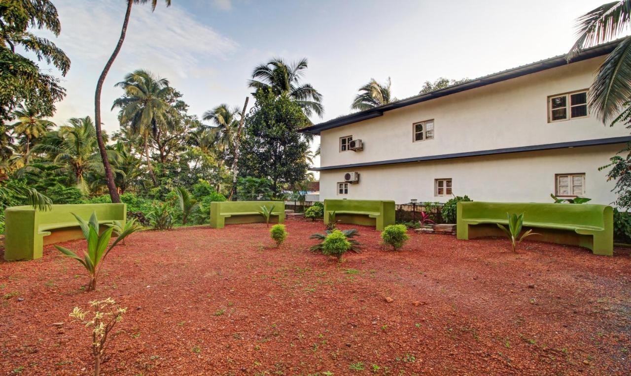 Treebo Majestic Palms, 2 Km From Colva Beach Benaulim Esterno foto
